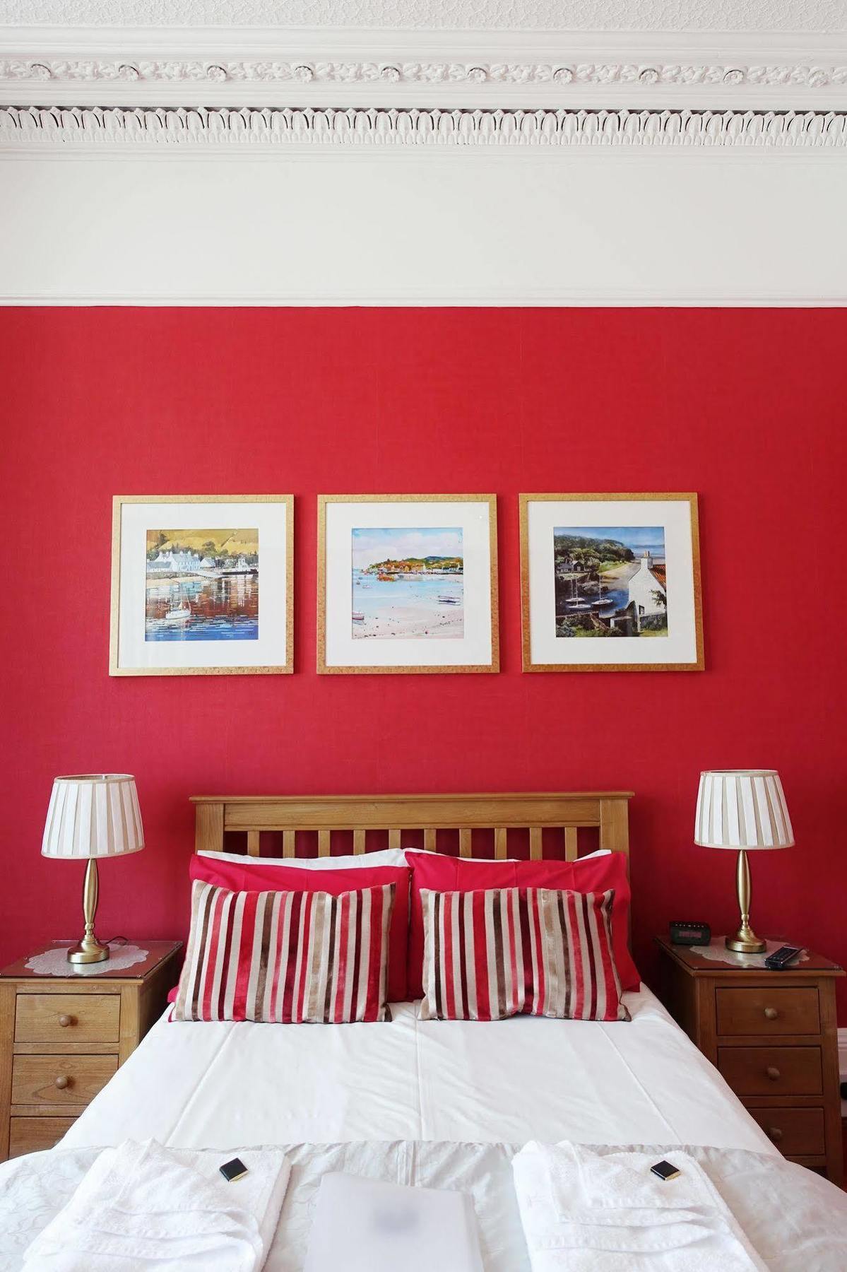 Gladstone House 4*