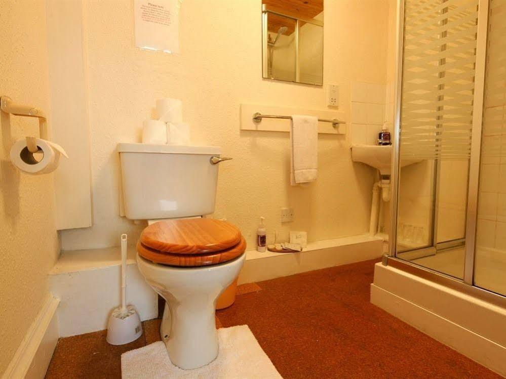Halcyon House Guest house