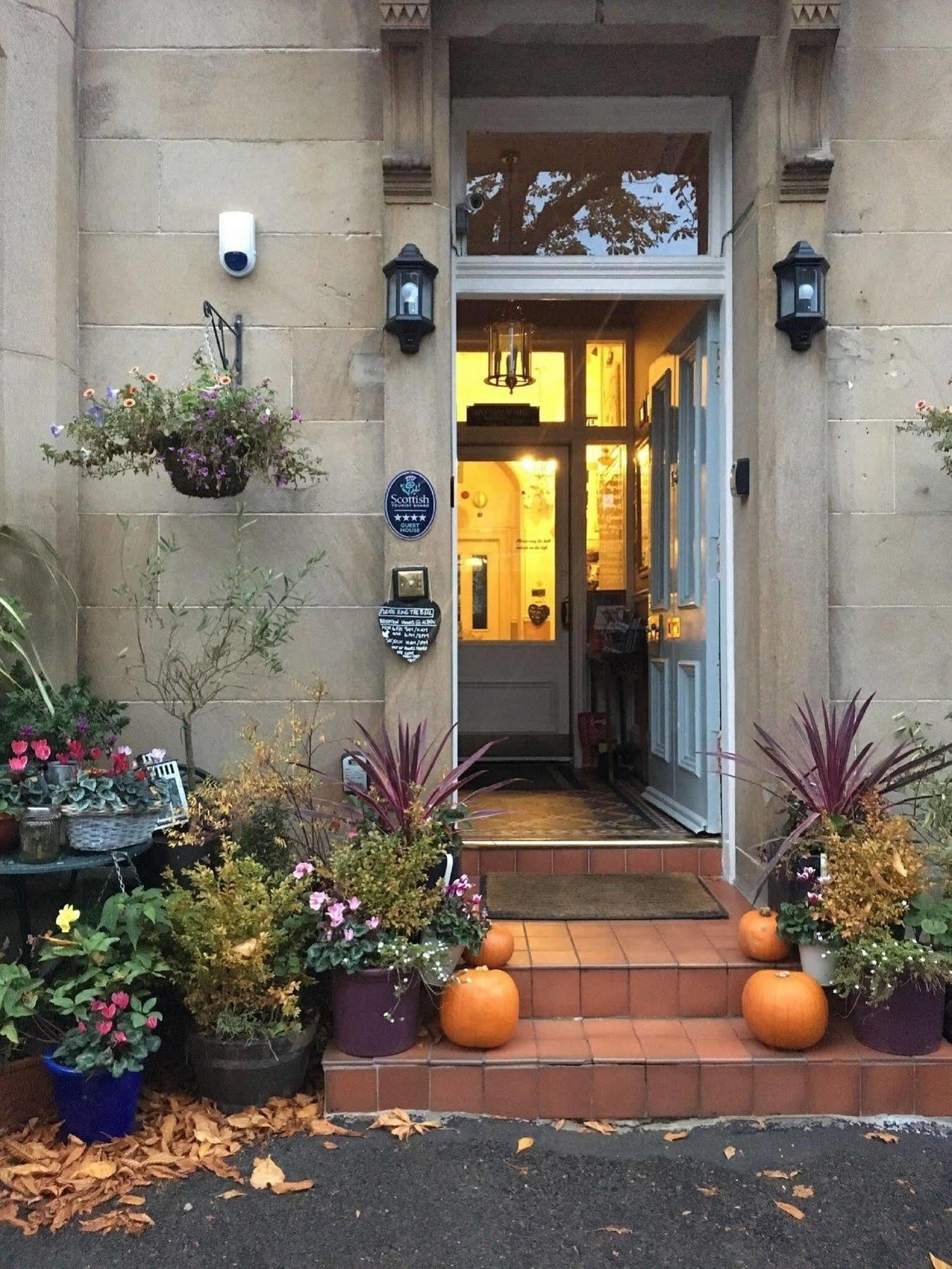 Gasthof Albyn Townhouse 4*