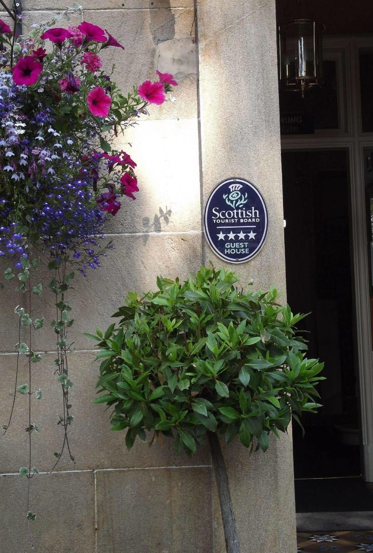 Gasthof Albyn Townhouse