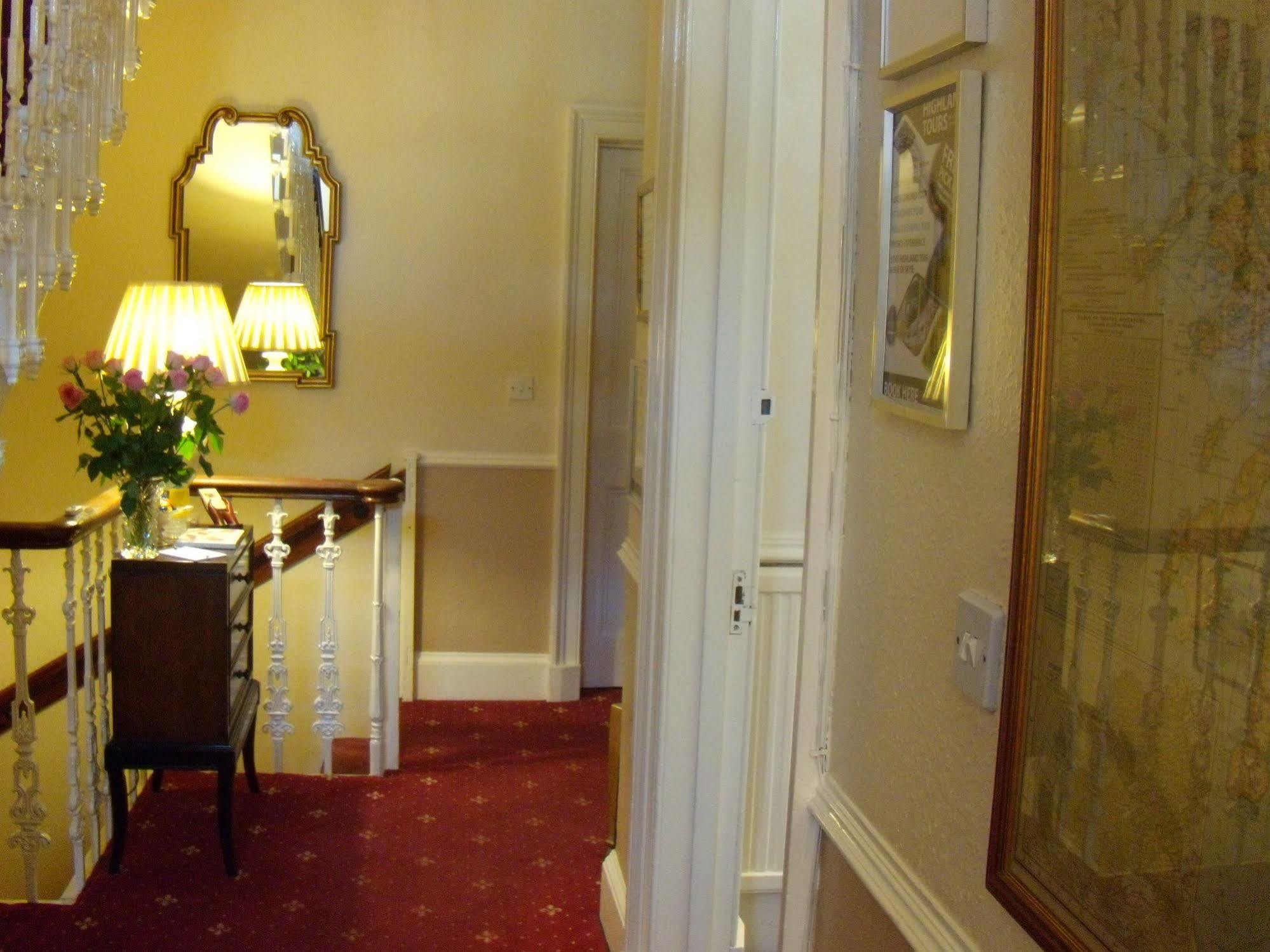 Sonas Guest house Edinburgh