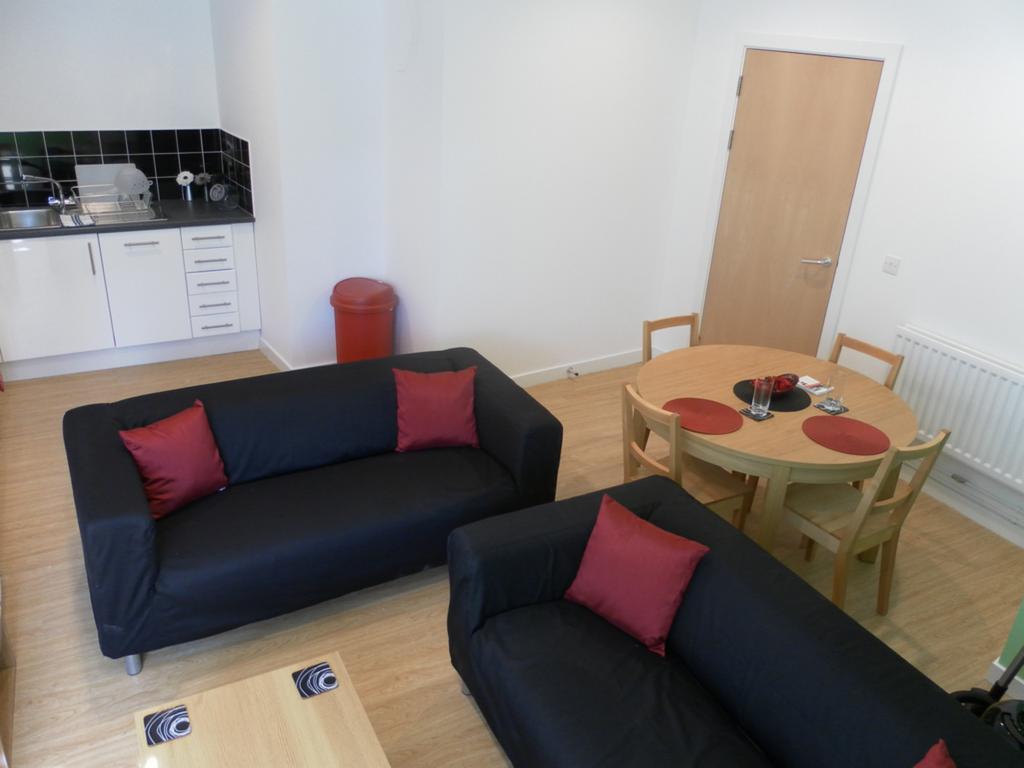 Destiny Student - Cowgate * Edinburgh