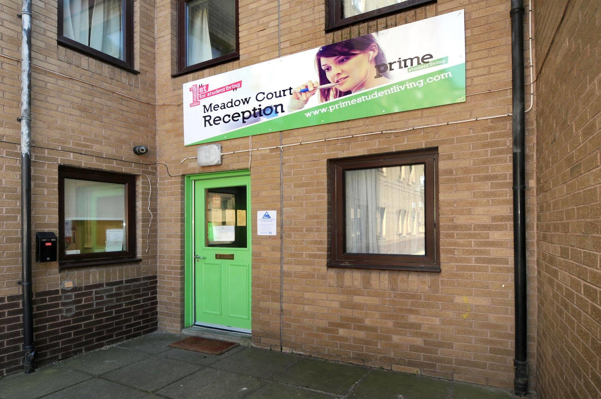 Destiny Student - Meadow Court Apartment *