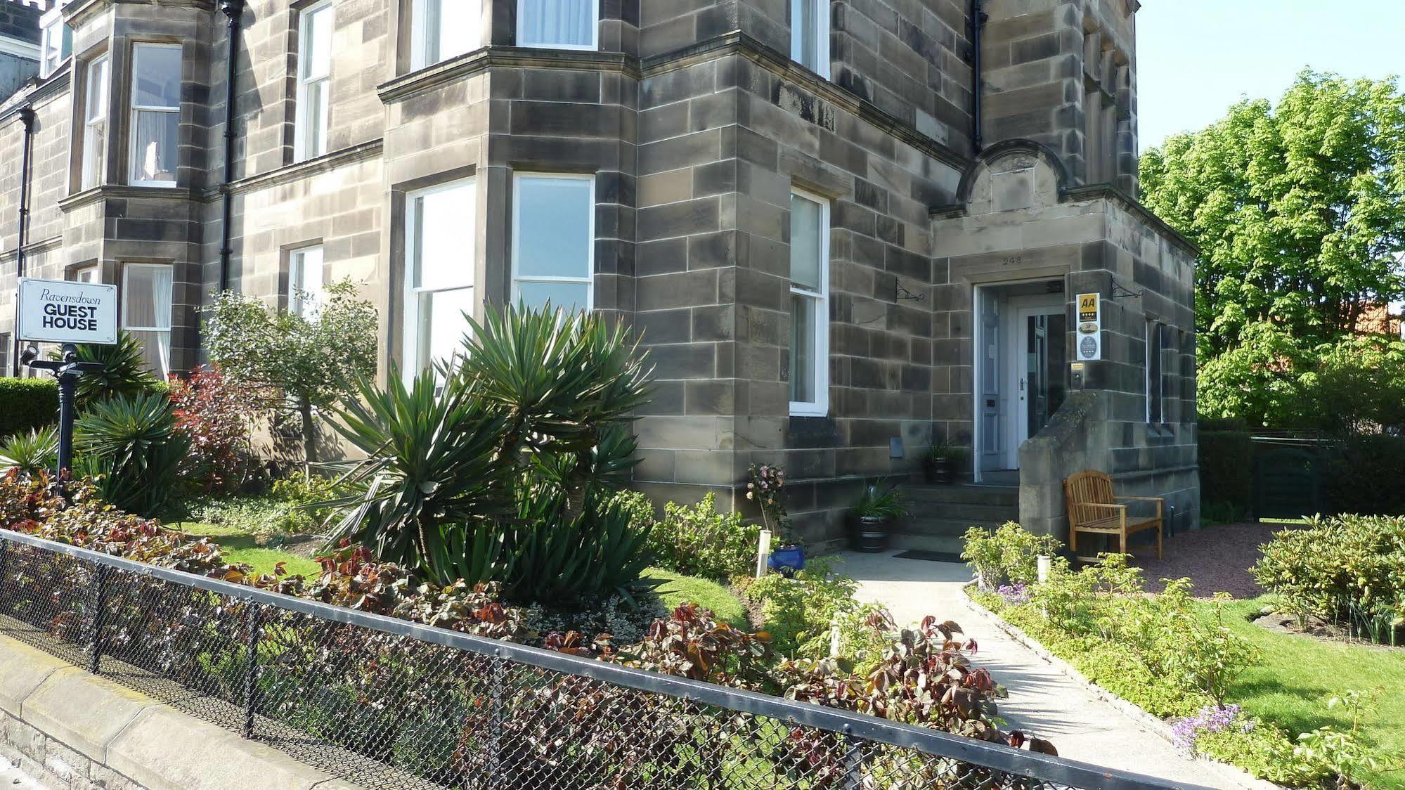 Guest house Ravensdown