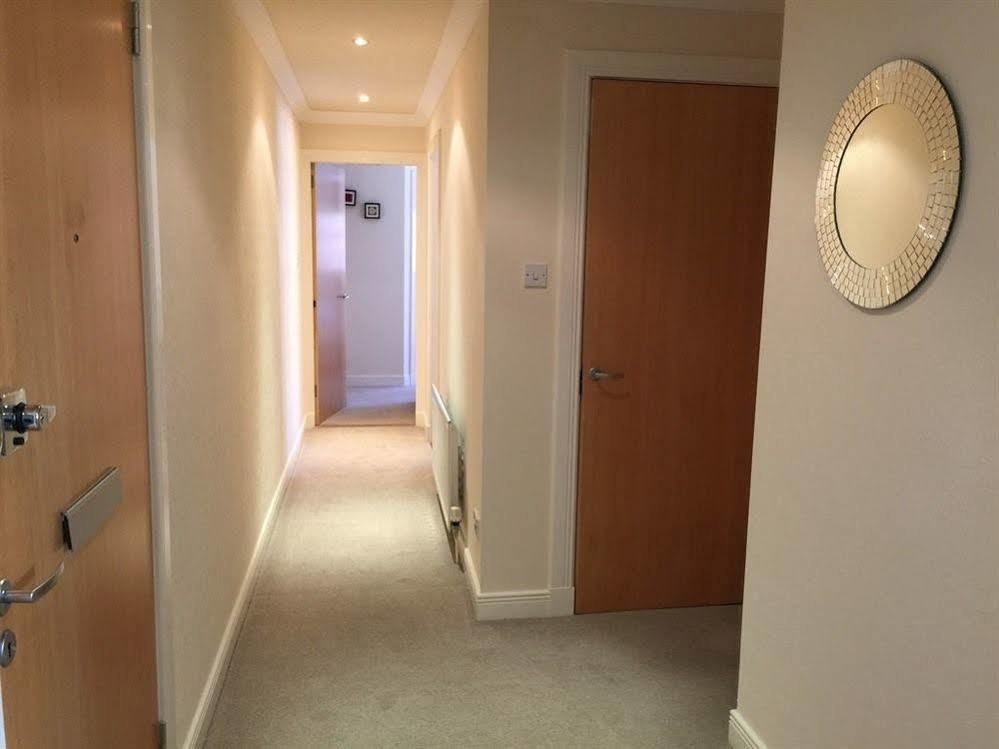 Alba Apartments- Gentle's Entry