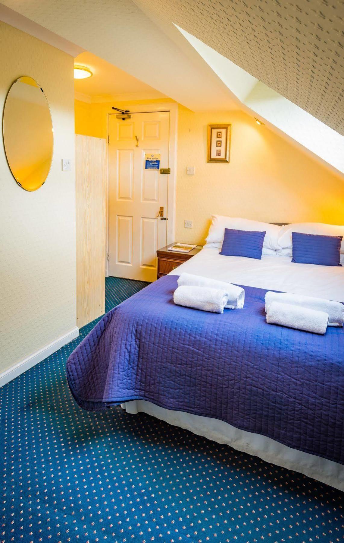 Strathallan Hotel 3*