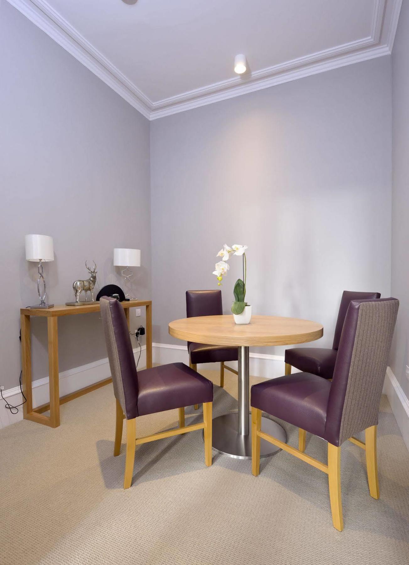 Destiny Scotland - Distillers House Apartment Edinburgh
