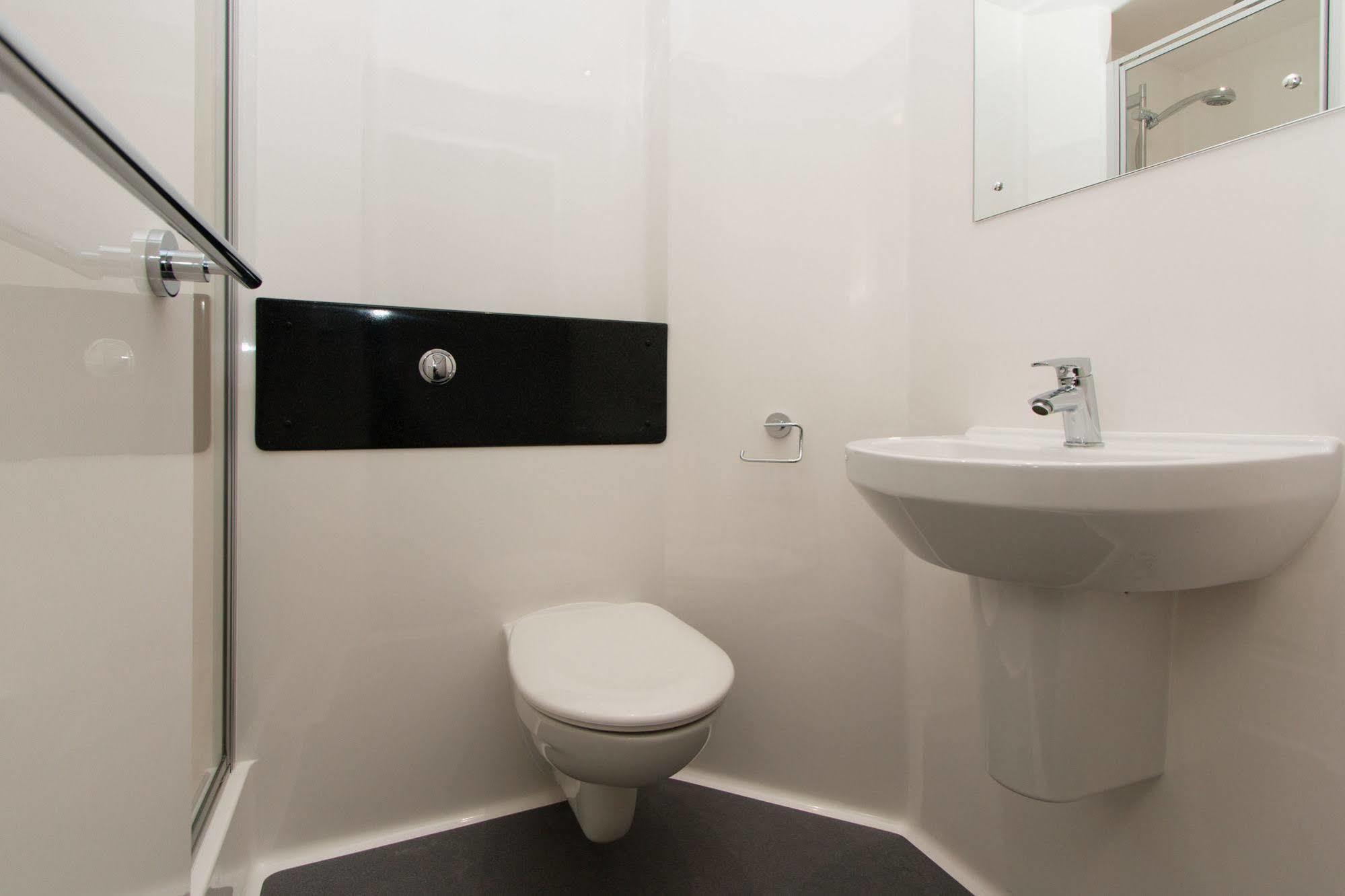 Destiny Student - Shrubhill Apartment