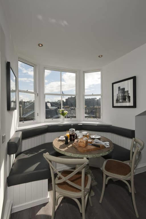 Joivy Stunning Flats In The Centre Edinburgh