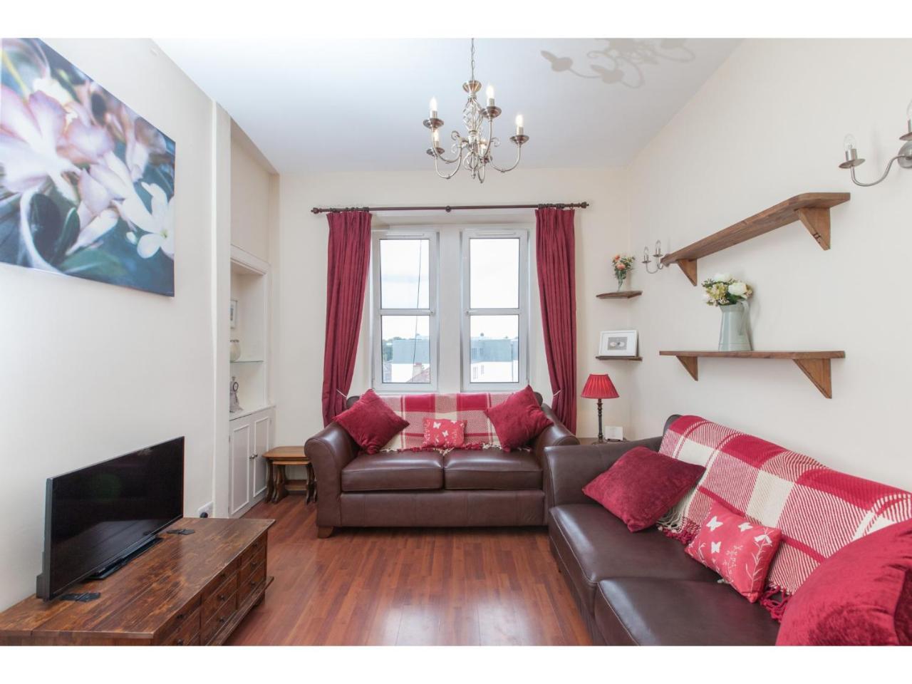 Homely Tenement For 2 Near Botanic Gardens * Edinburgh