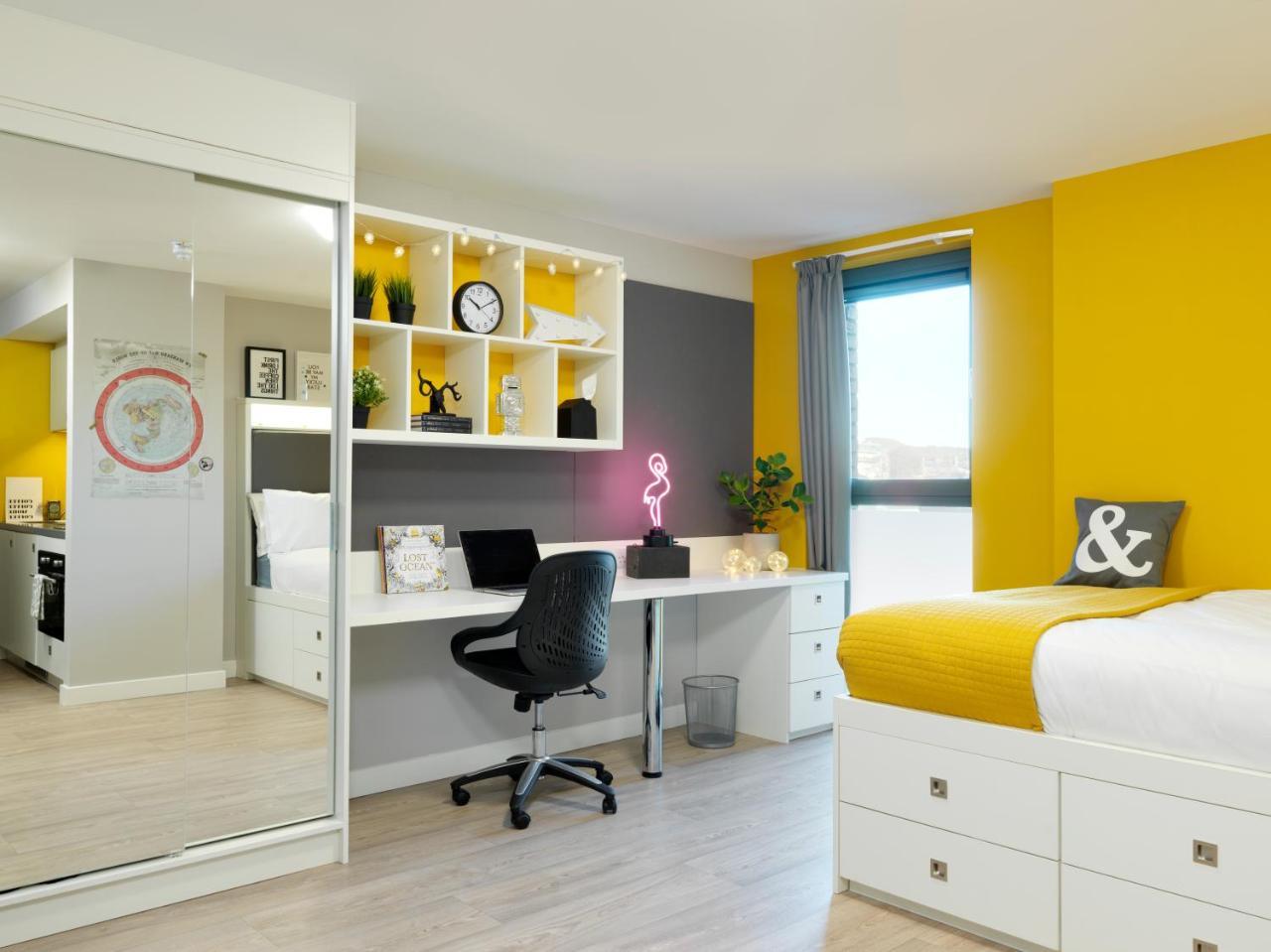 Student Castle Apartment Edinburgh