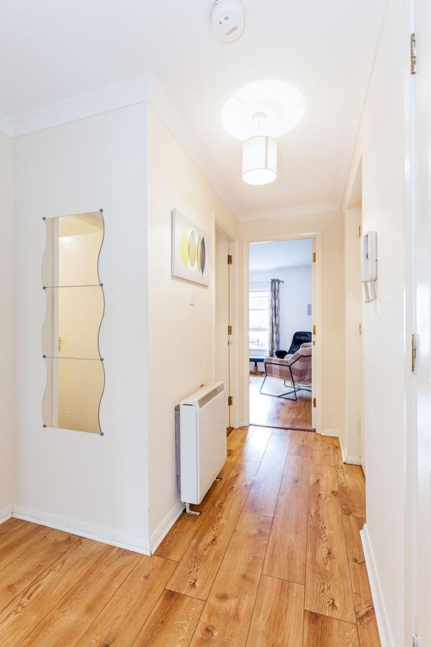 Apartment Annandale Street Quiet Central Family Apartment With Parking *