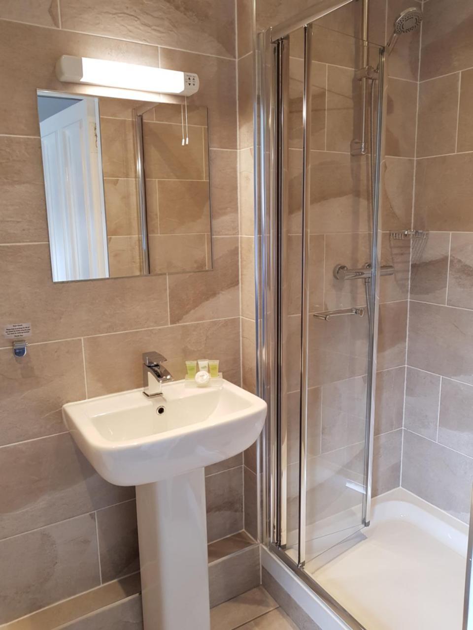 Guest house 18 Craigmillar Park 4*