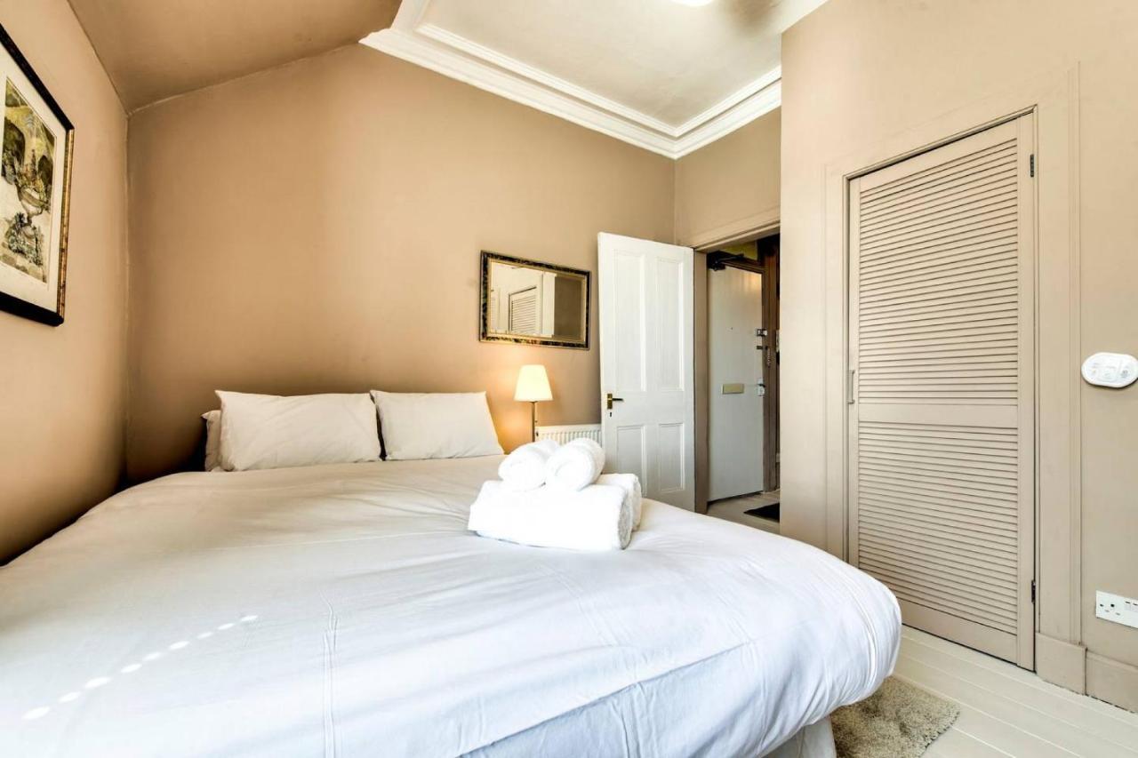 Apartment Joivy Famous St Mary's Street Old Town EDI