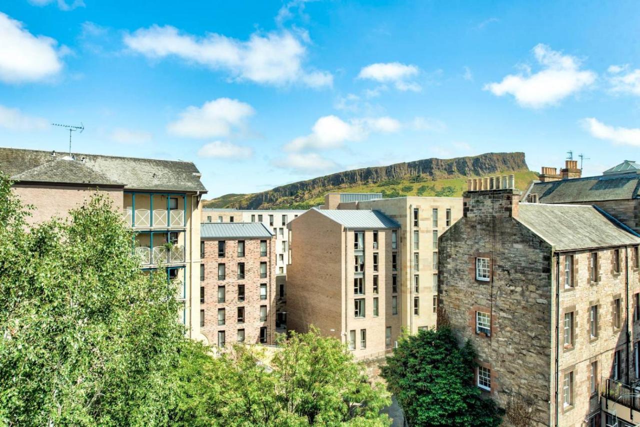 Joivy Famous St Mary's Street Old Town Apartment EDI