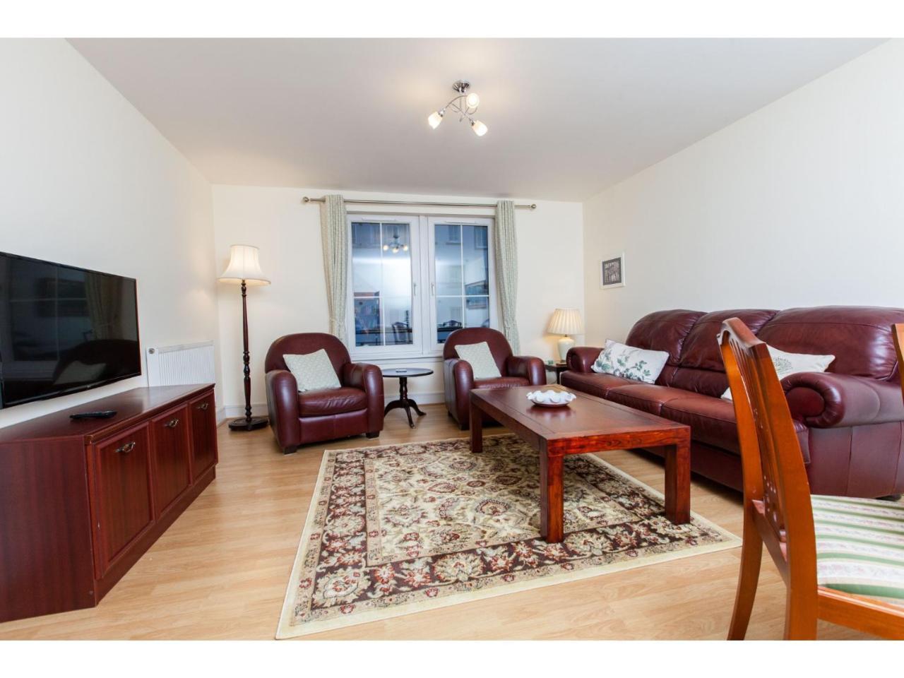 Spacious, Central Apartment