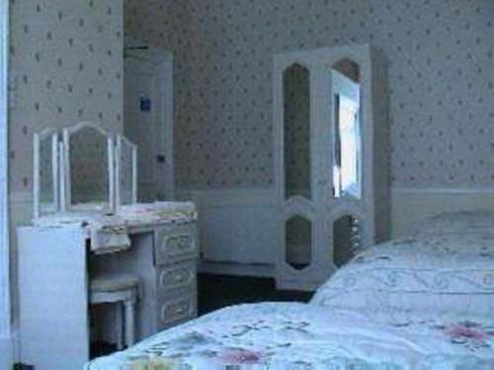 Guest house Capital