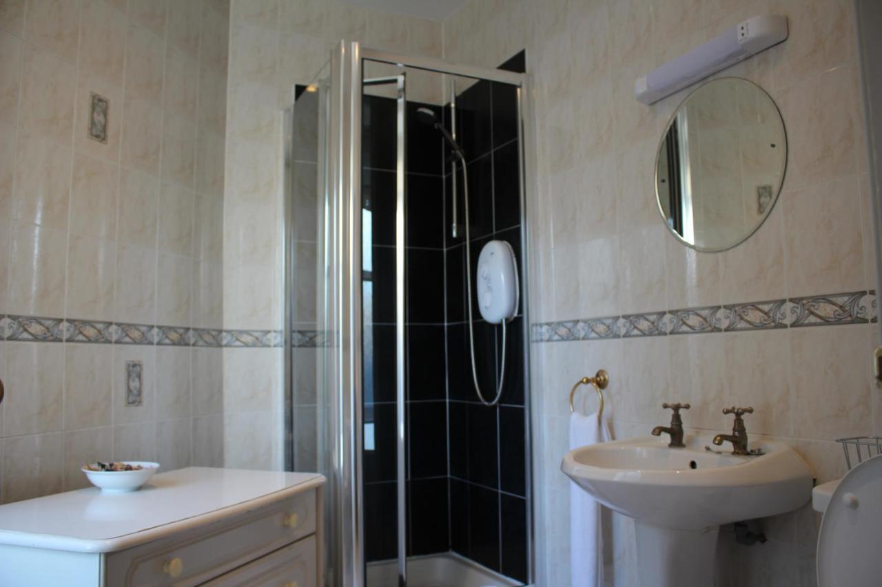Hotel Ardmillan 2*