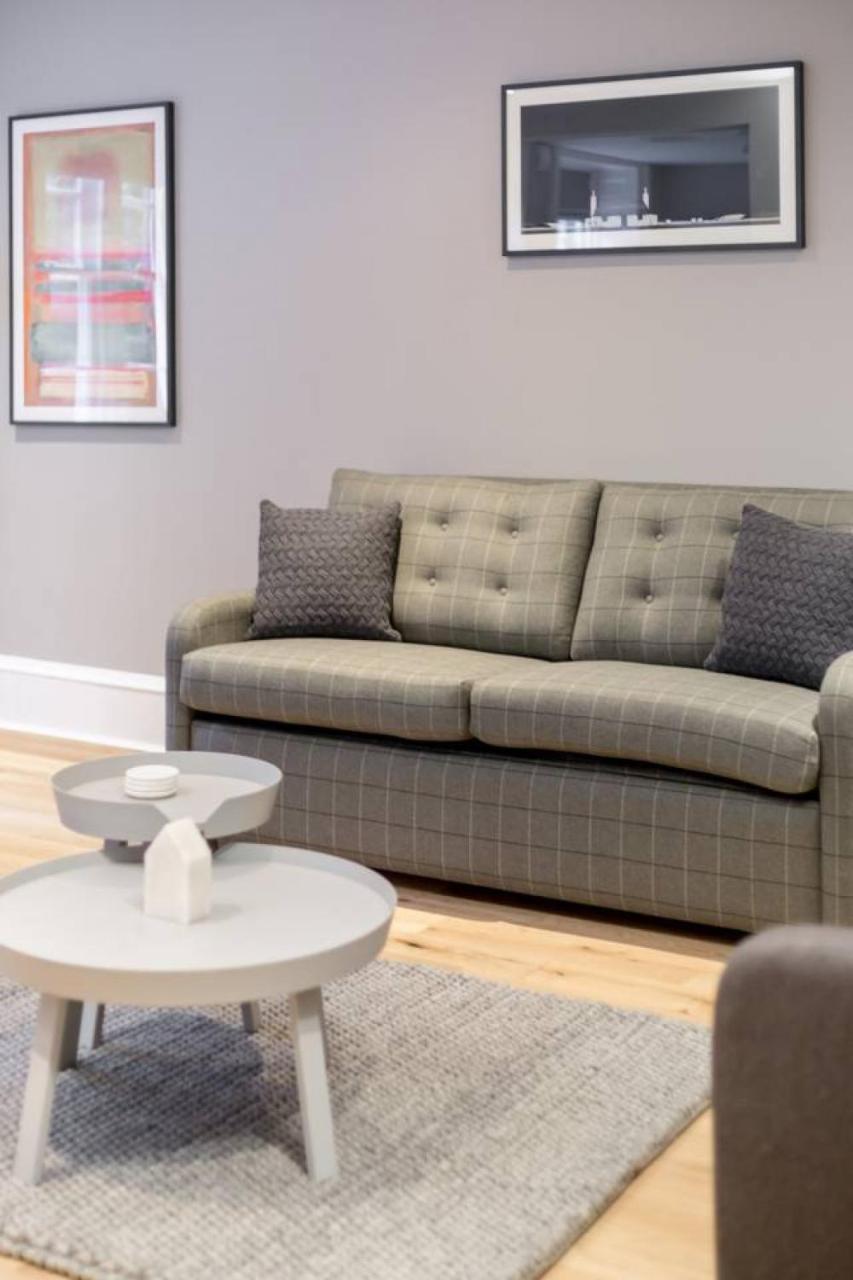 Joivy Luxurious 2br Near Haymarket Station Apartment EDI