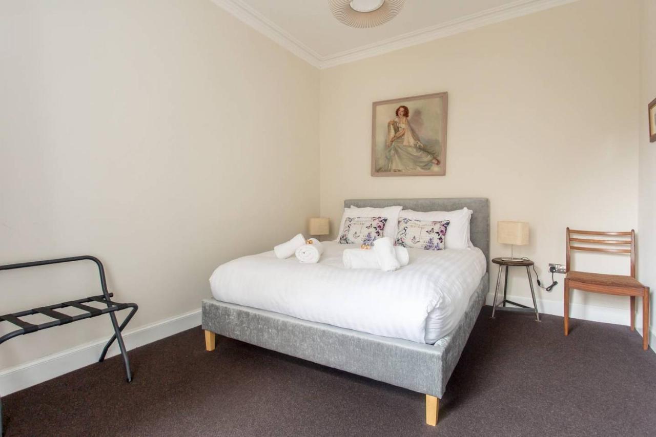 Apartment Joivy Spacious Flat With Garden In Centre *