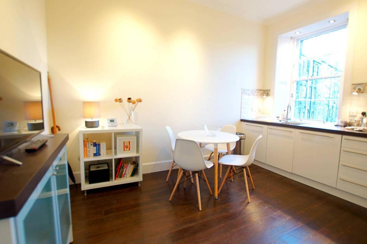 Apartment Joivy Modern Centre Flat Next To Calton Hill