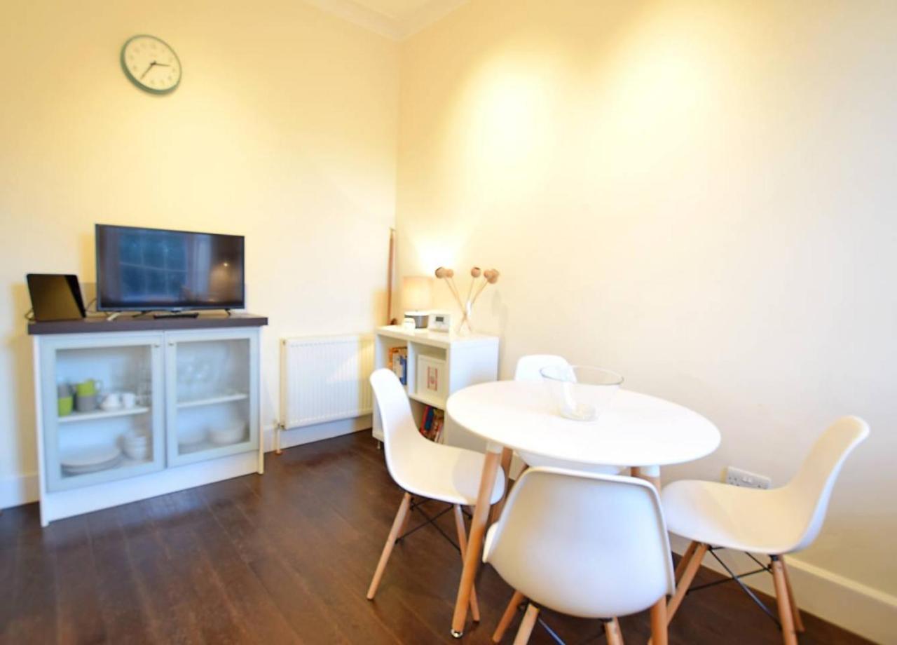 Joivy Modern Centre Flat Next To Calton Hill Apartment *