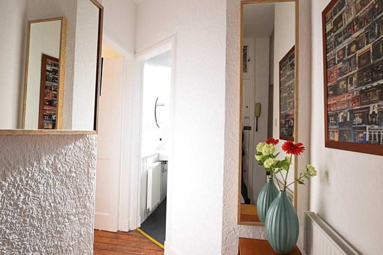 Joivy Bright Flat With Workspace In New Town Apartment *