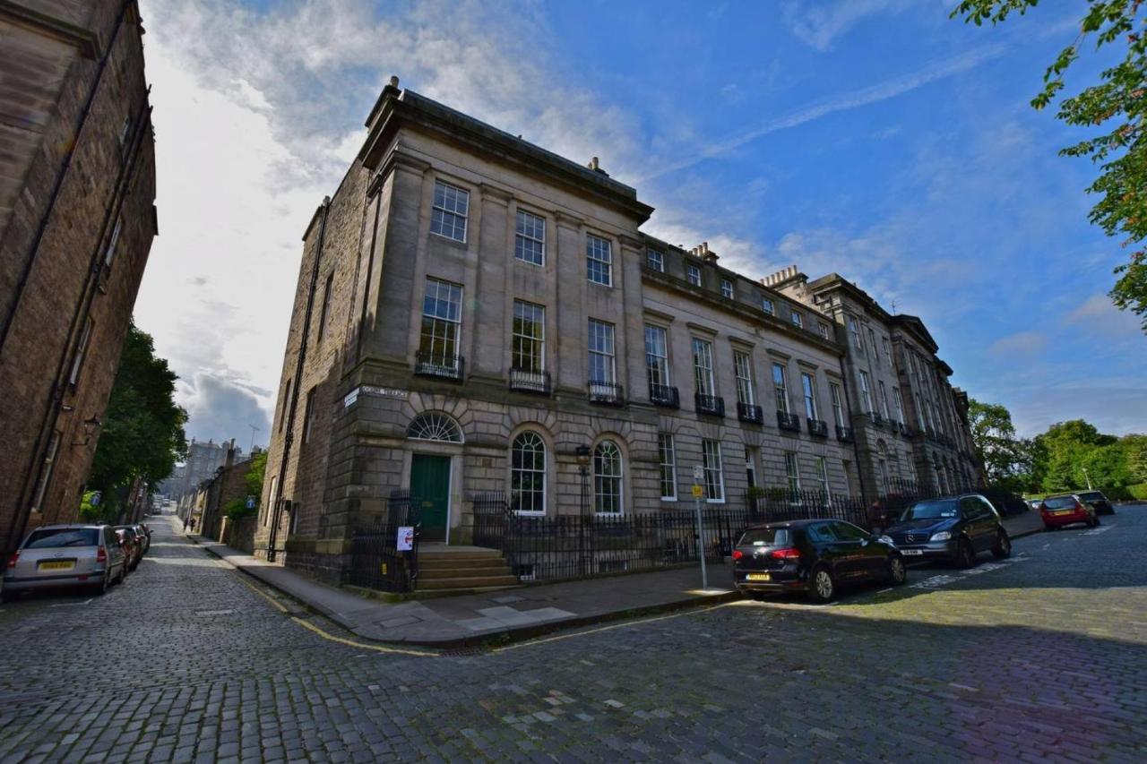 Joivy Spacious In New Town Prime Location