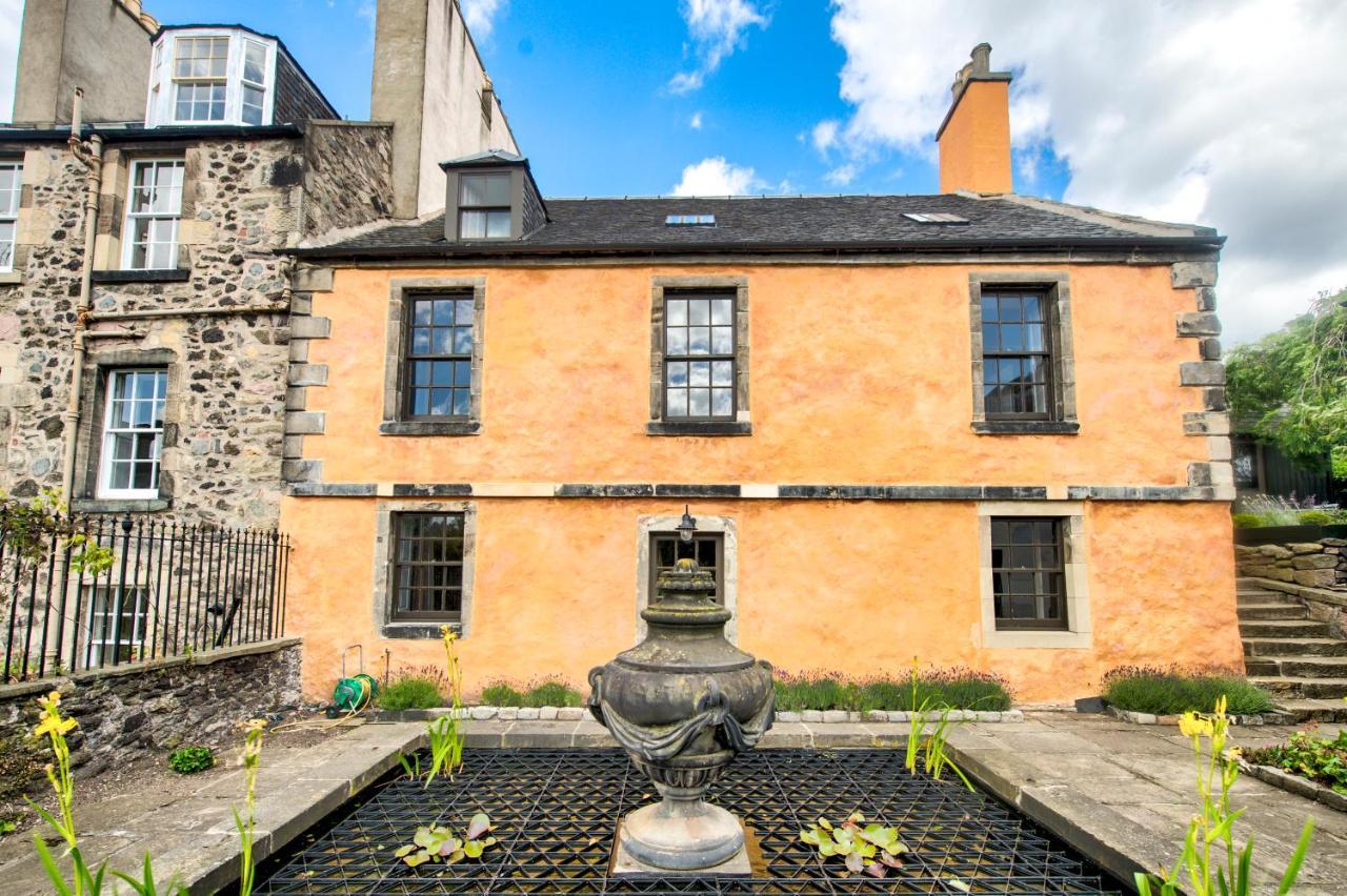 Holiday home Altido Rockhouse: Historic Gem - Photographer's Studio *
