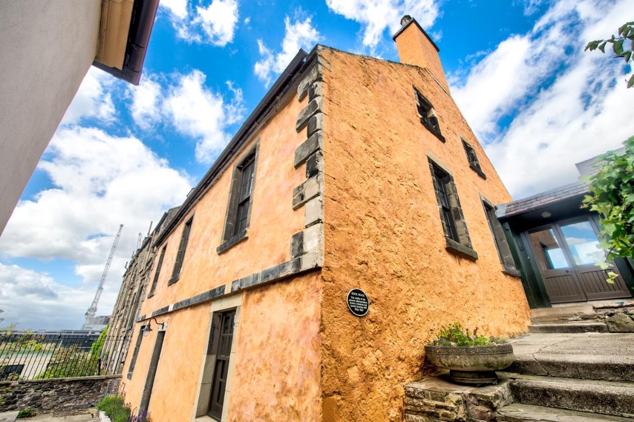 Altido Rockhouse: Historic Gem - Photographer's Studio * Edinburgh