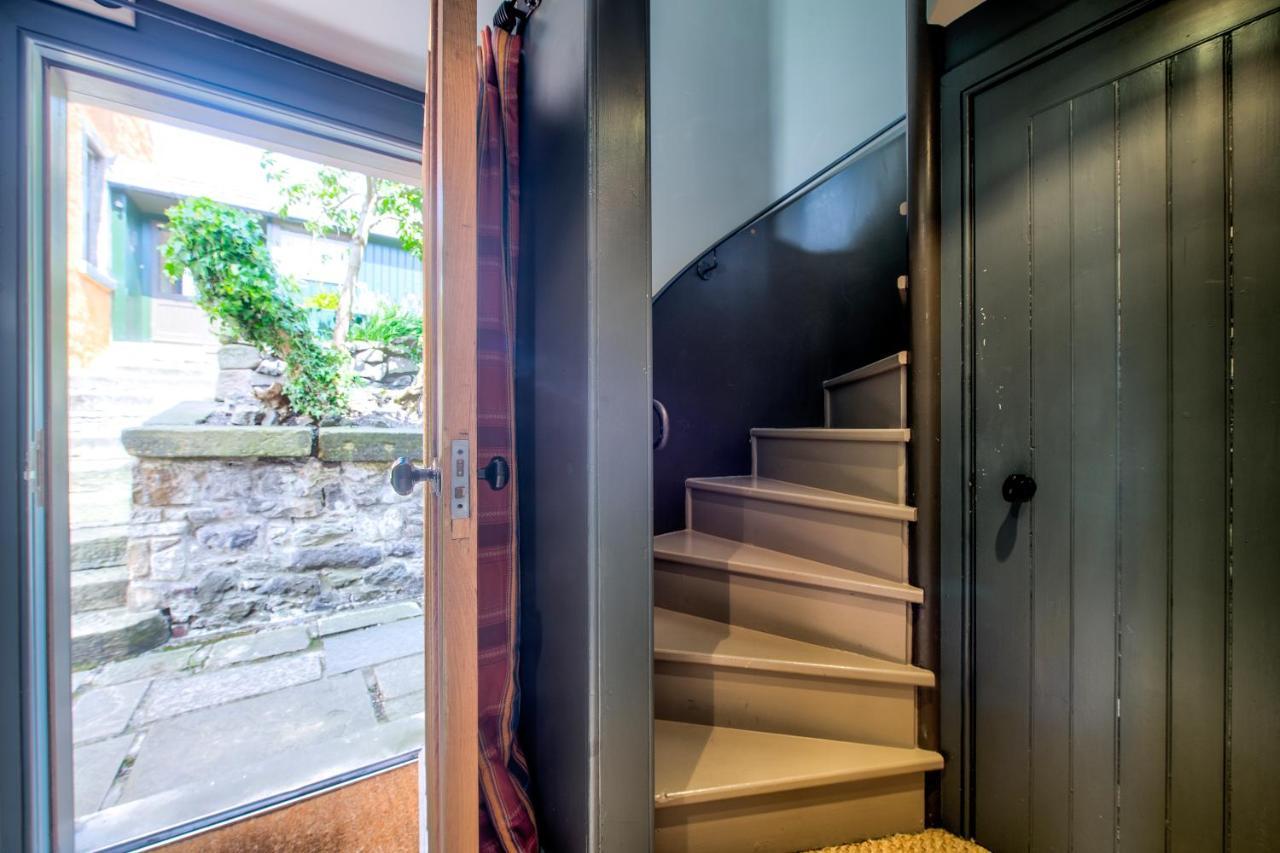 Altido Rockhouse: Historic Gem - Photographer's Studio Holiday home