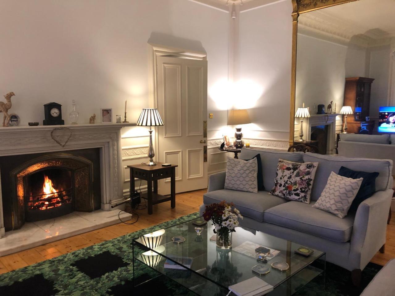 Bed & Breakfast Claremont House 5*