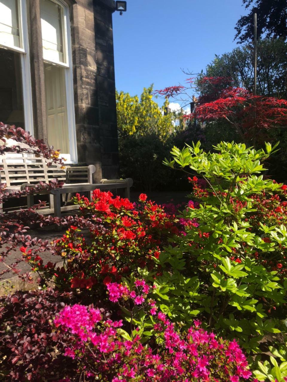Claremont House Bed & Breakfast