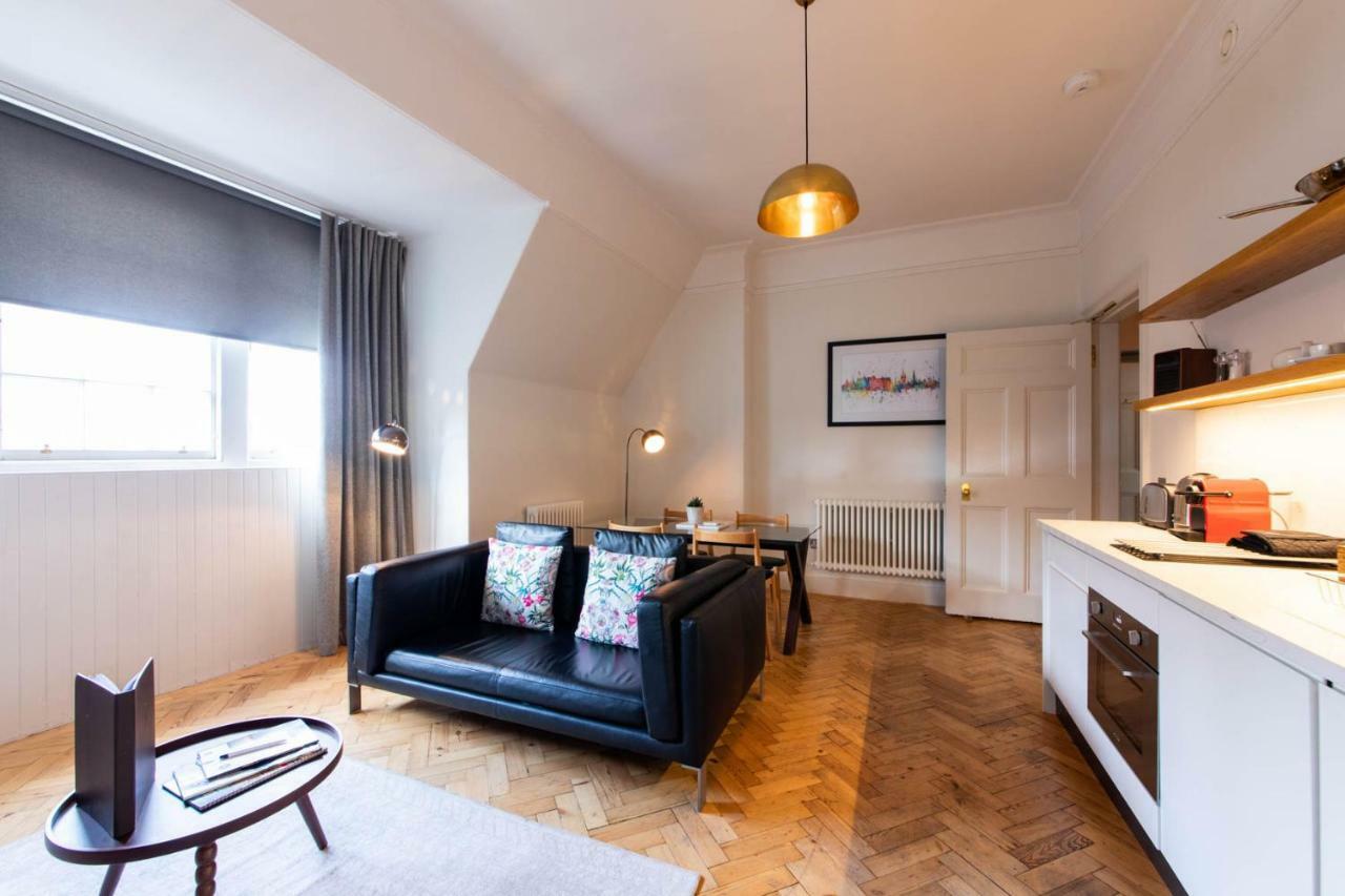 Linton Collection - The West Wing Apartment *