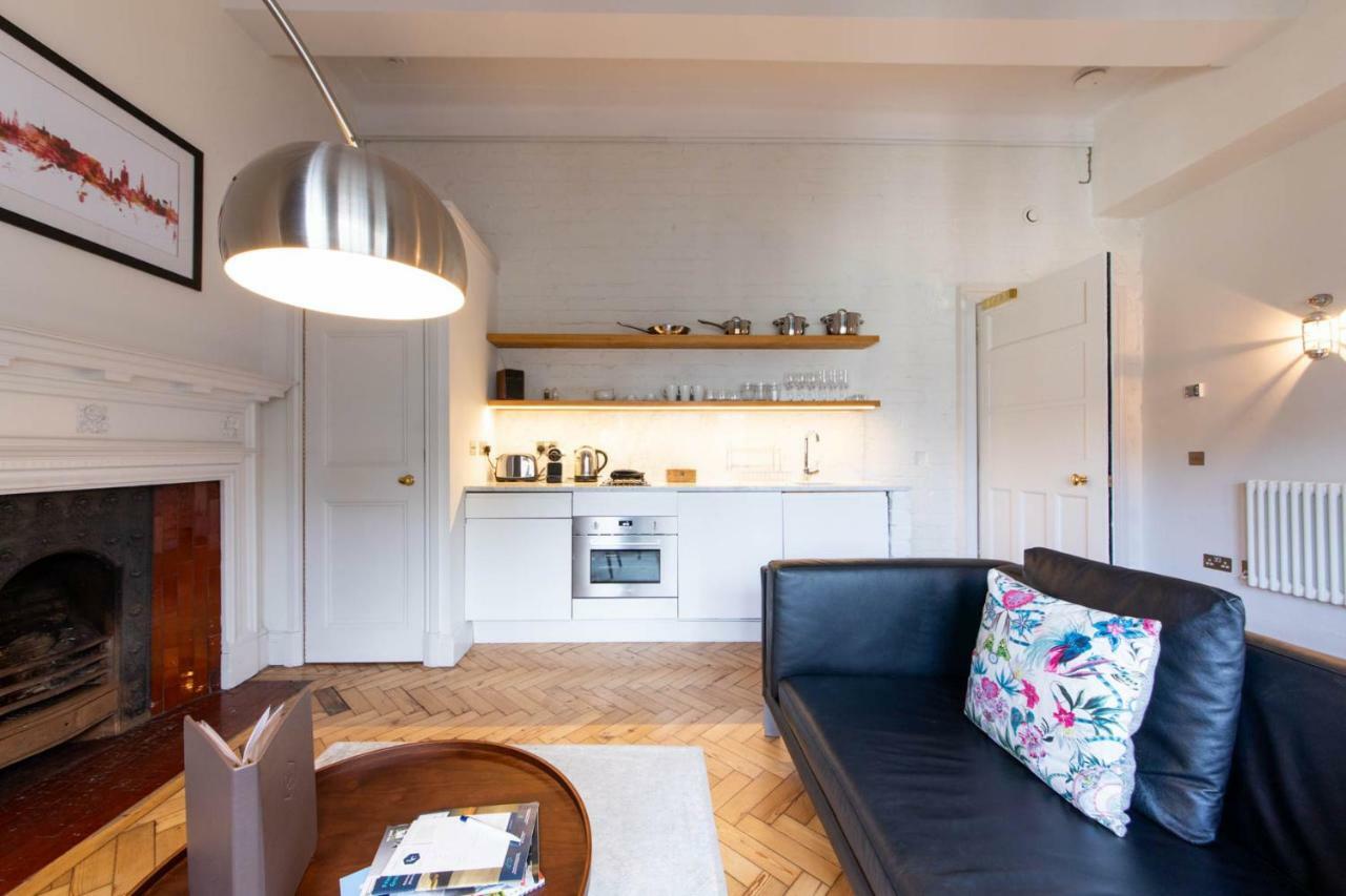 Linton Collection - The West Wing Apartment Edinburgh