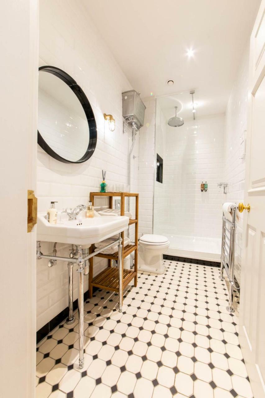 Linton Collection - The West Wing Apartment Edinburgh