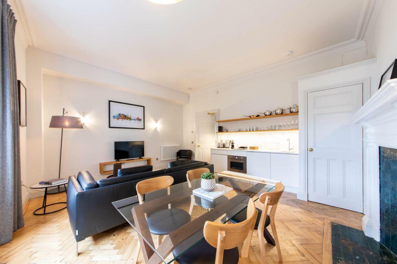Linton Collection - The West Wing Apartment *