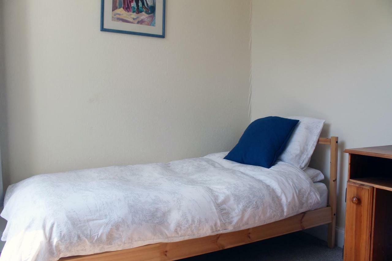 Silver Lining - Gilmore House With Parking & Garden *