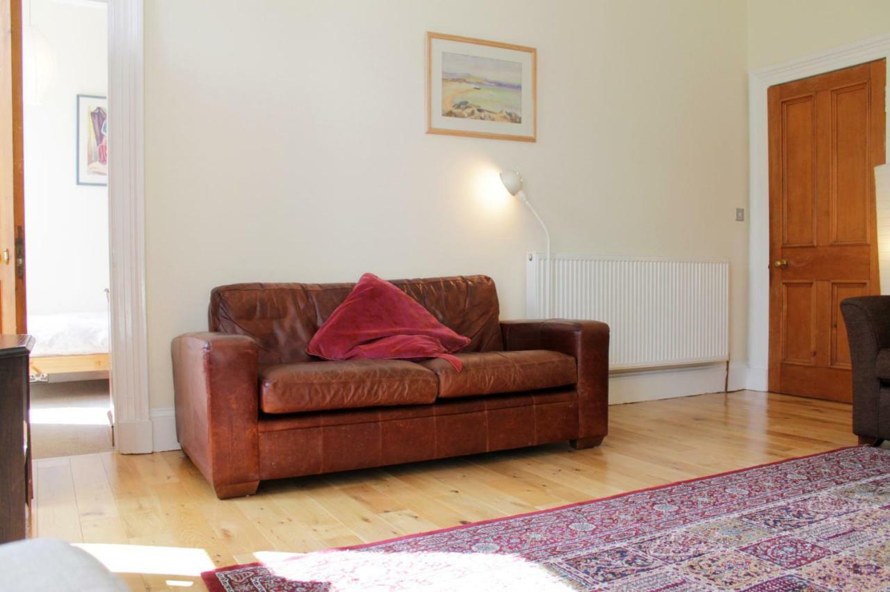 Silver Lining - Gilmore House With Parking & Garden Apartment Edinburgh