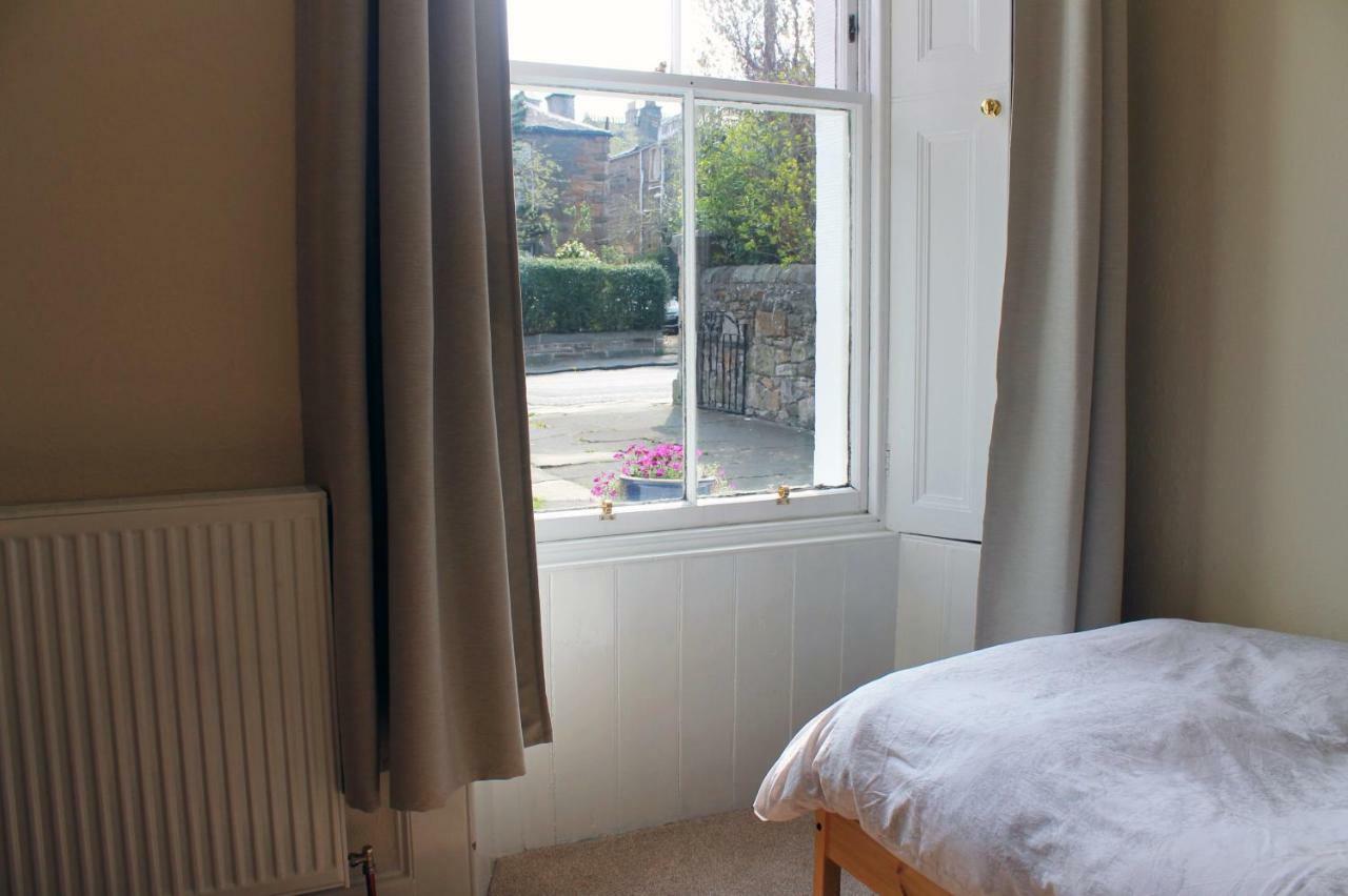 Silver Lining - Gilmore House With Parking & Garden Apartment Edinburgh
