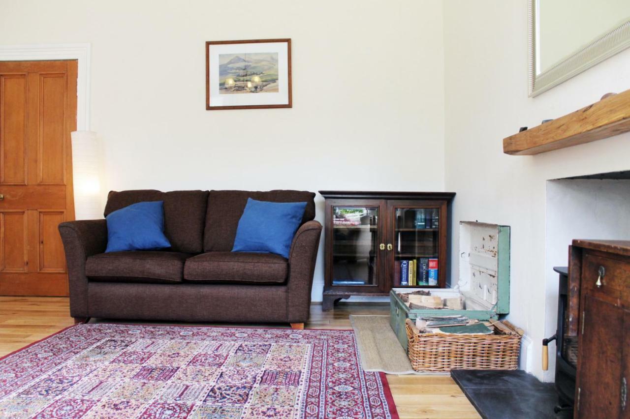 Silver Lining - Gilmore House With Parking & Garden Apartment Edinburgh