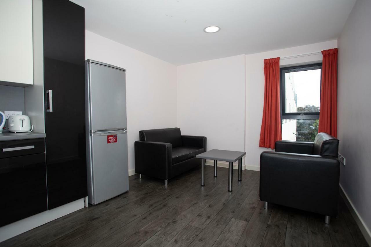 Beaverbank Place - Campus Apartment