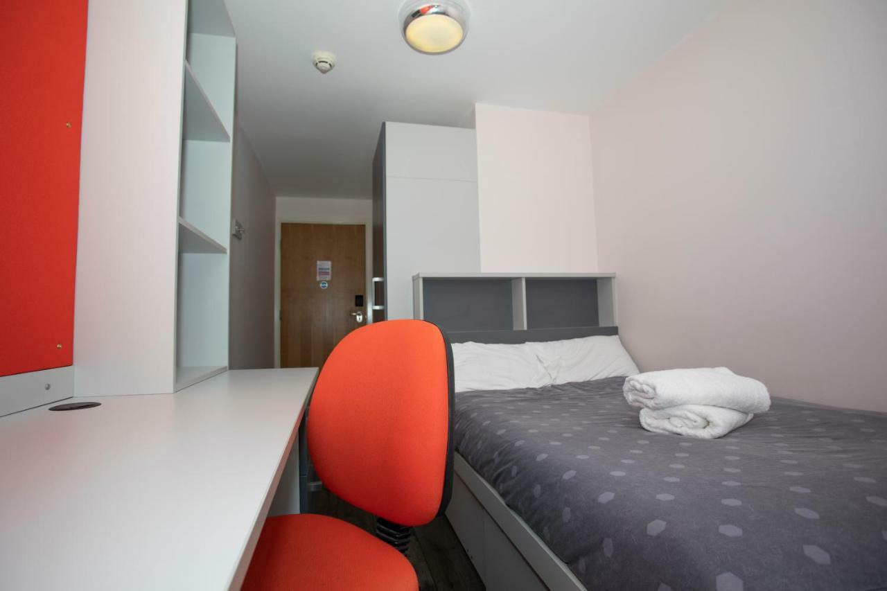 Beaverbank Place - Campus Apartment *