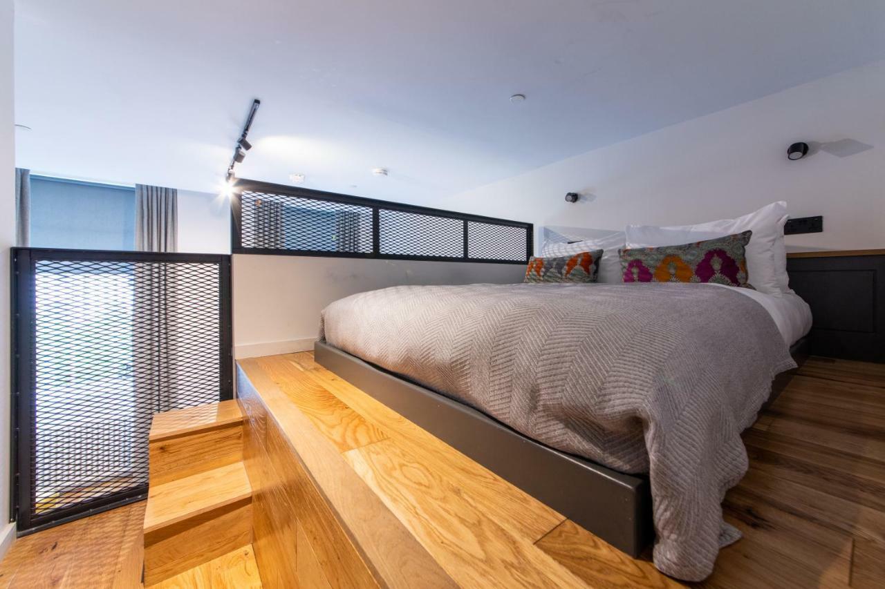Linton Collection - Blackfriars Lofts Apartment