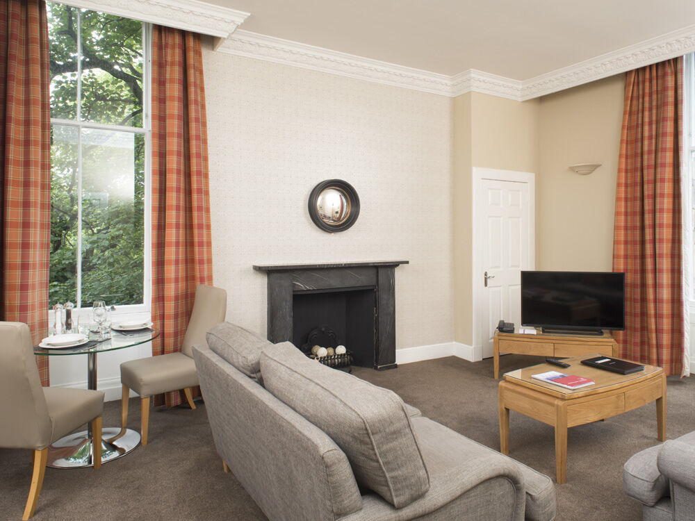 Fountain Court - Royal Garden 4*