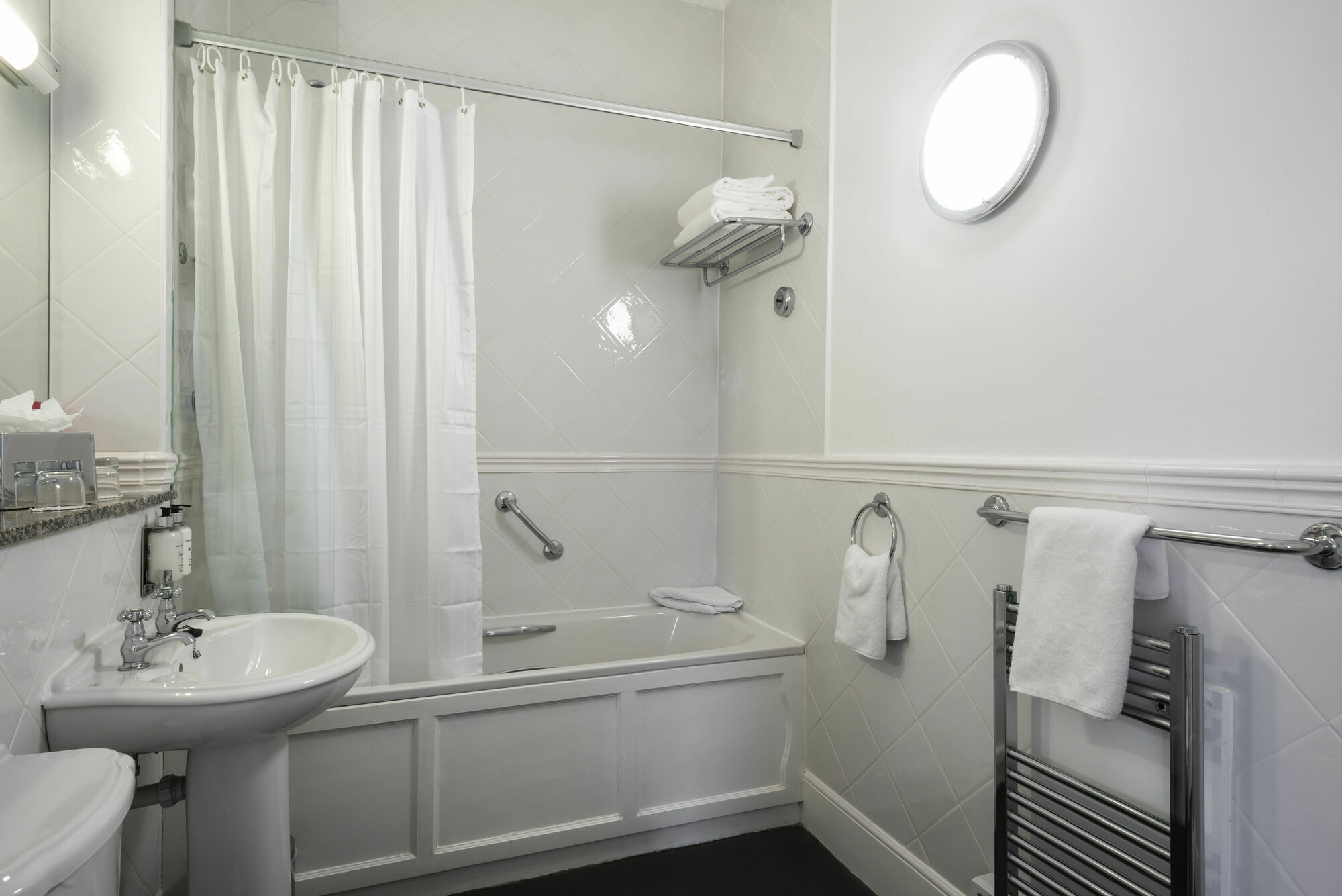 Fountain Court - Royal Garden 4* Edinburgh
