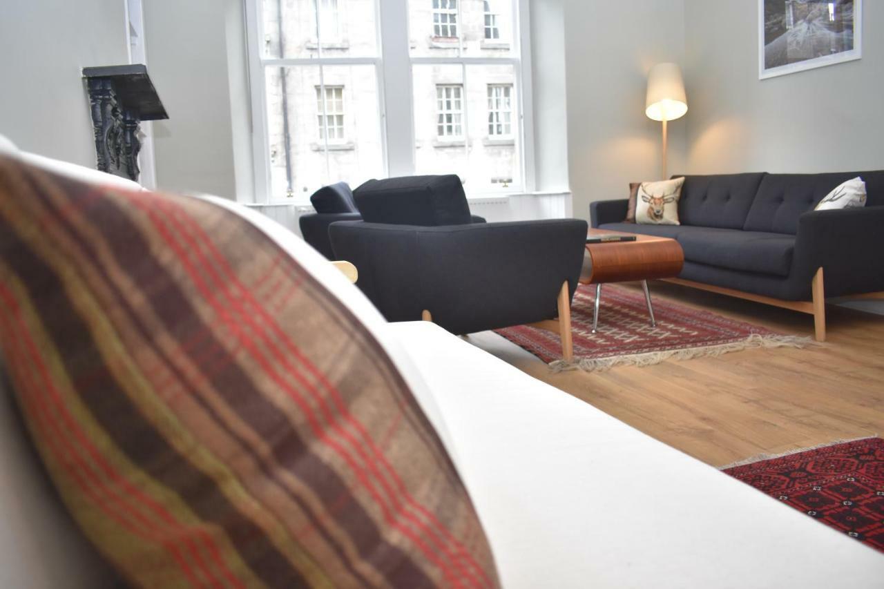 High Street - Modern Scandi Design In The Heart Of The Old Town! Apartment *