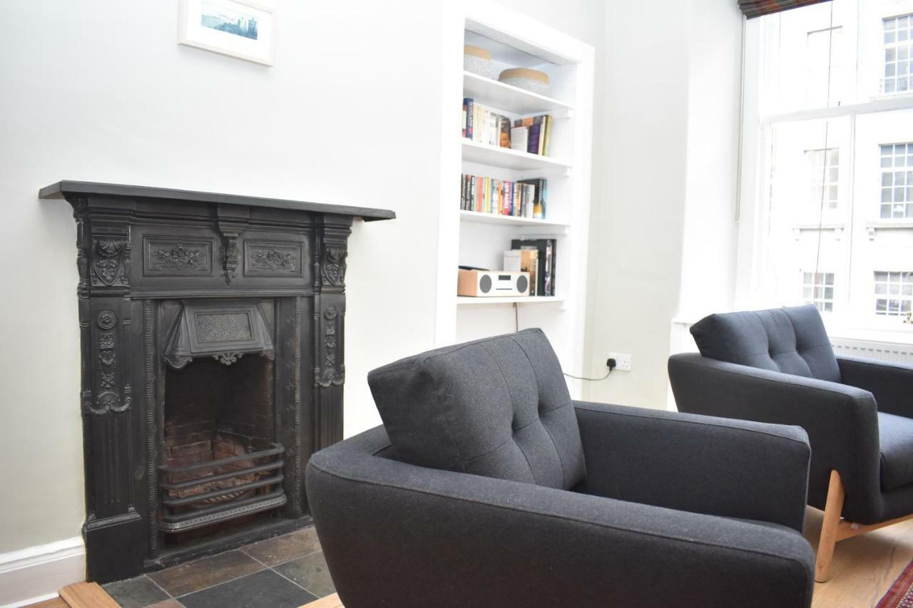 High Street - Modern Scandi Design In The Heart Of The Old Town! * EDI
