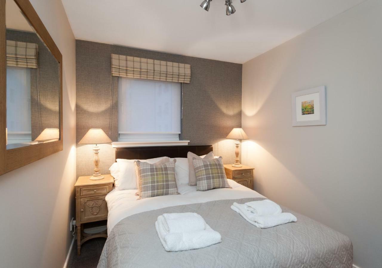 The Botanist Old Town 2 Bedroom Lift Parking Apartment *