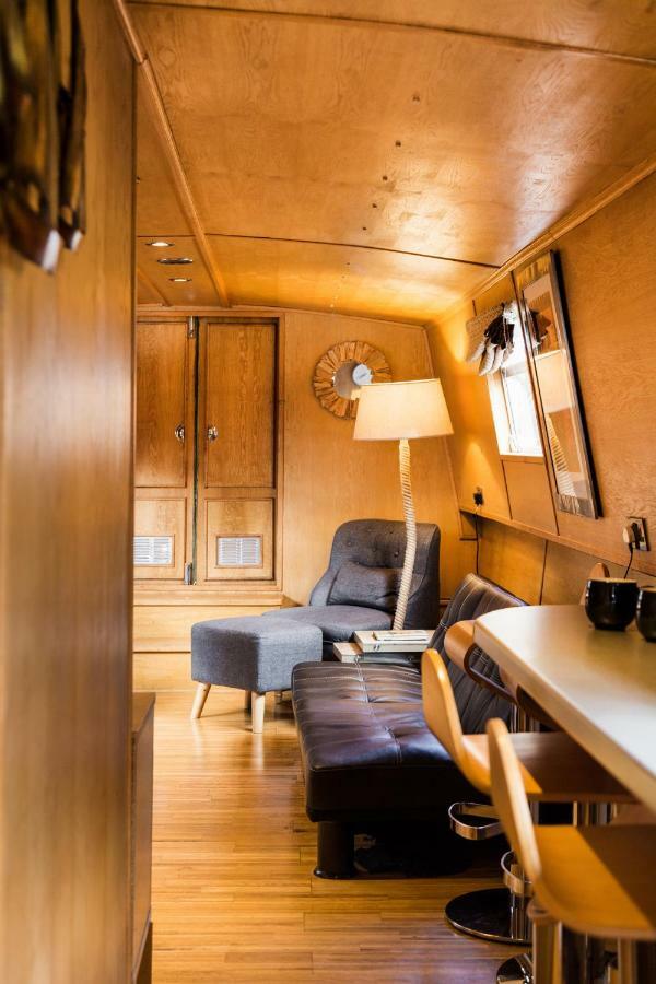 Botel - Houseboats 4*